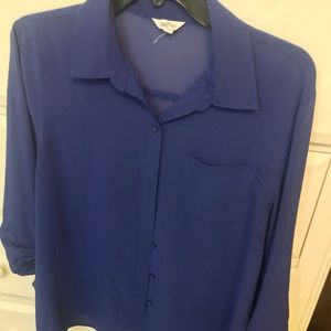 Light weight/loose fit button down